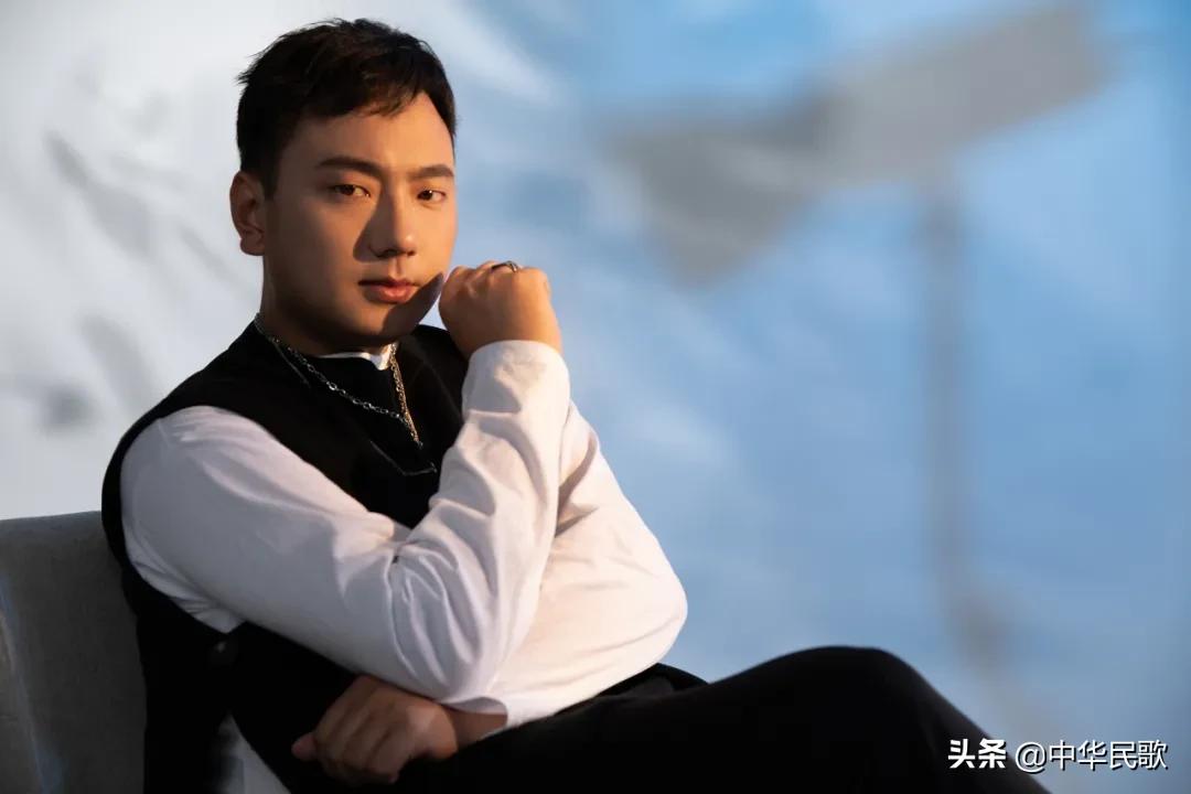 海来阿木与方文山坐镇陌陌金曲梦想赛经纪人17052226000（同步）