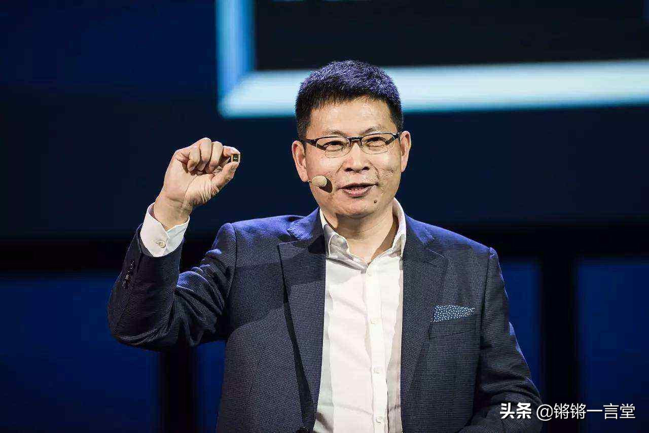 高管没底线，雷军受牵连，官方忙道歉：焦虑小