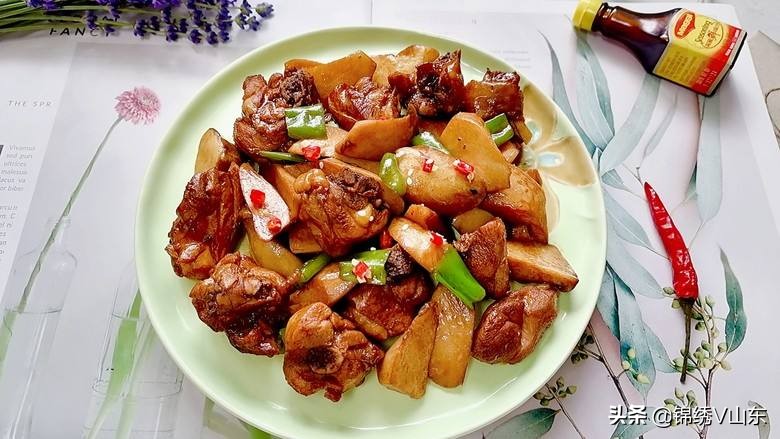 10 simple home-cooked dishes, which are very tasty and served with rice.