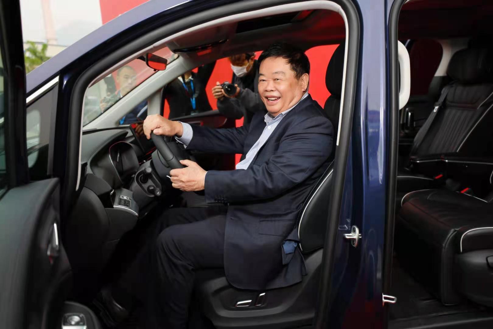 曹德旺和博世“泼冷水”，新能源汽车竞争格局将变