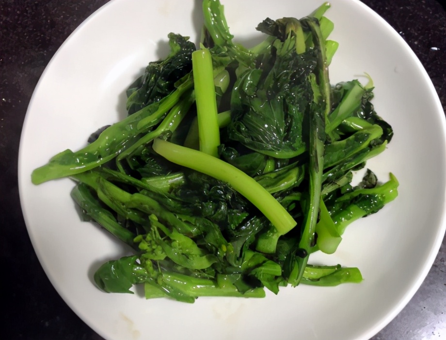 图片[6]-清炒油菜苔的做法步骤图 不放肉也特鲜-起舞食谱网