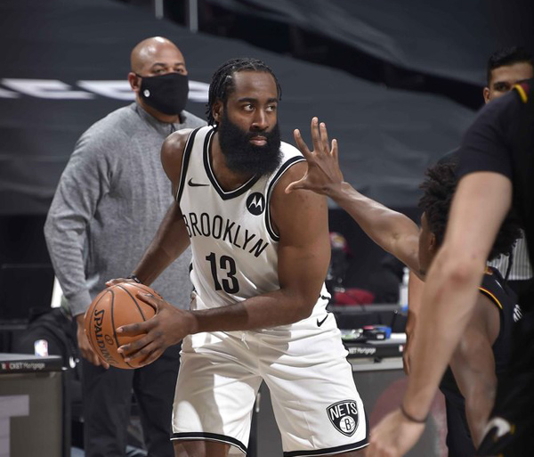 Why has not basket net played a knight? It is 3 tycoons obviously, let Ervine be hit into odd nucleus unluckily