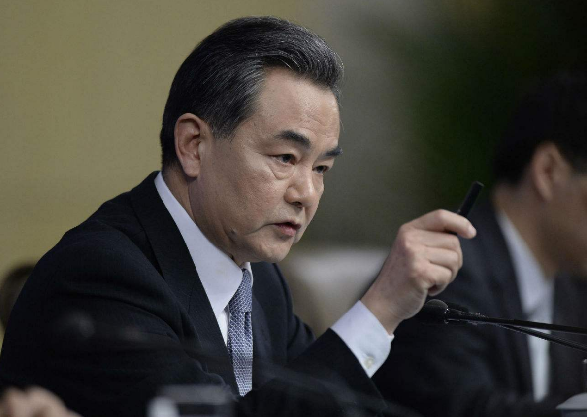 還是衝著中國來了？ 美日澳等六國齊齊行動，王毅有言在先寸步不讓