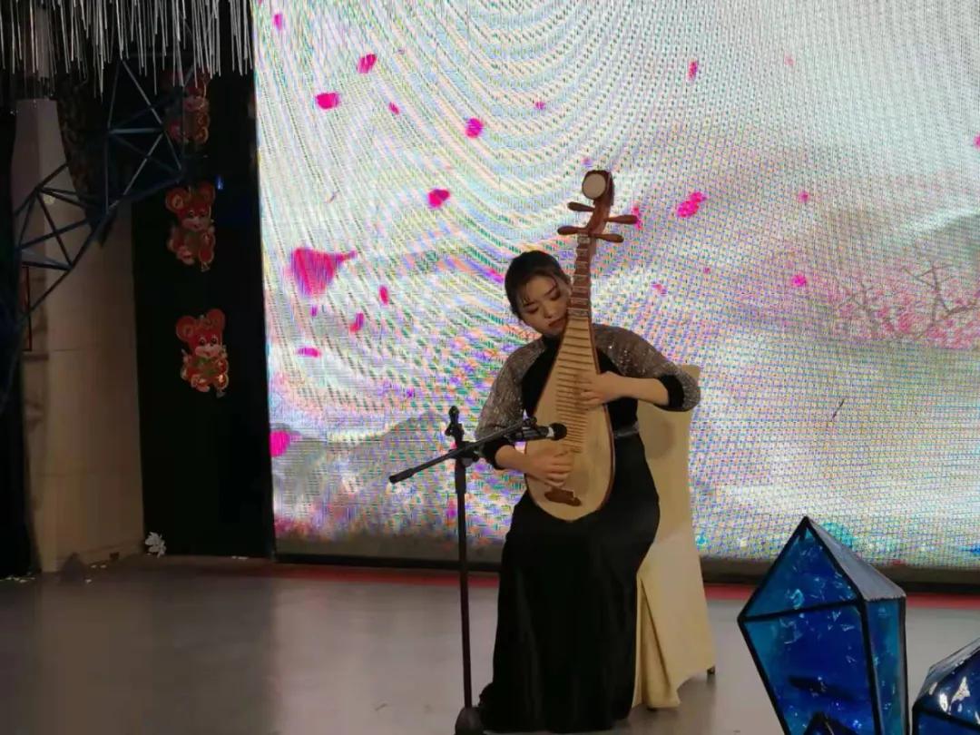 70������ǰ�У��տ���ҵ��Ʒ�����ż��а���¤��������ʹ��
