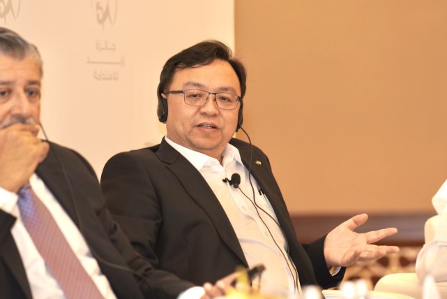 任正非坚决不造车，雷军为何要砸下百亿美元，小米汽车能成功不？