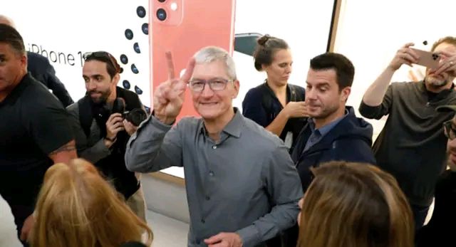 给大陆人赏饭吃？中国代工巨头正式崛起，郭台