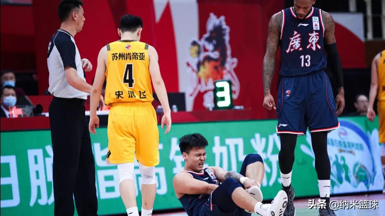 Guangdong male basket gets the better of Zhejiang greatly, foot of Zhao Rui sprain gets hurt, ma Shang does not have condition