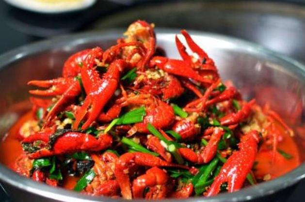 长沙这四种特产美食，本地人和游客都爱吃，你吃过哪几种？