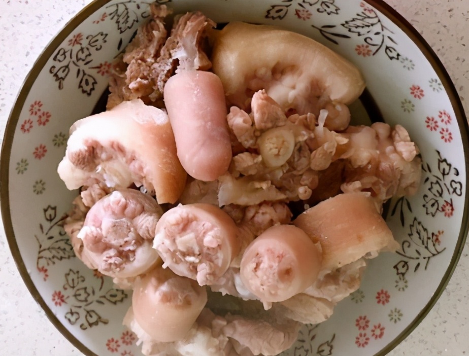 图片[3]-黑豆猪尾汤的做法步骤图 全家适合吃-起舞食谱网