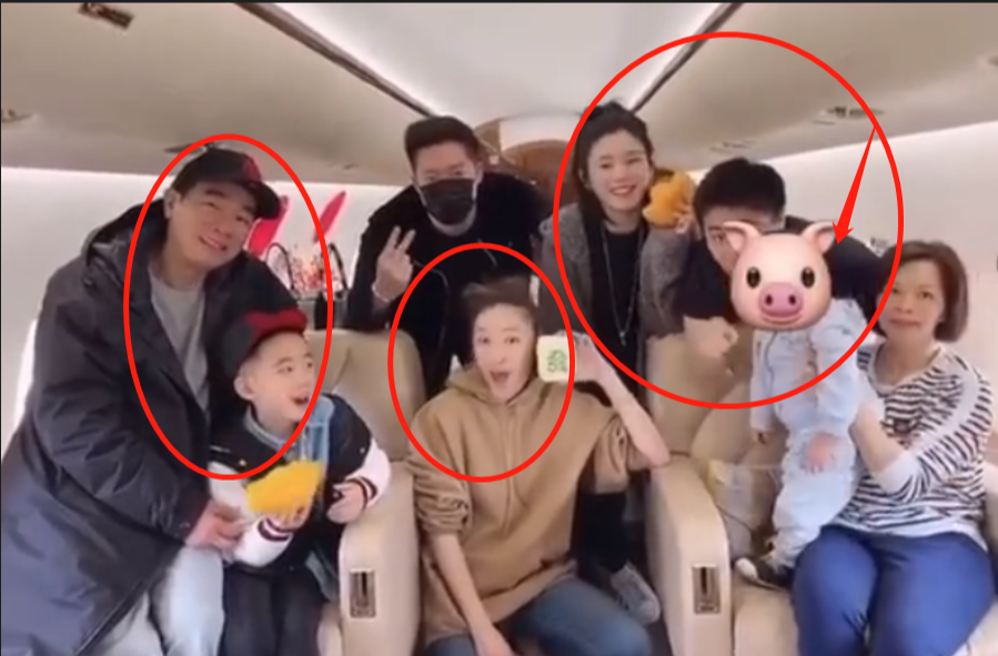 賭王長孫罕出鏡，一身印花居家服眉眼間不像奚夢瑤，曾同框小小春