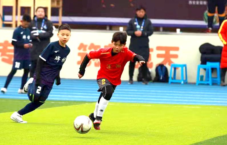 莲湖区小学足球代表队荣获市青少年校园足球联赛亚军