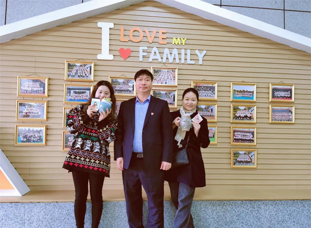 四川天府新区华阳小学老师的浪漫女神节