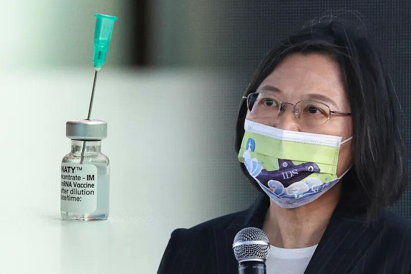 台灣疫苗短缺，民進黨“防疫牌”“抗中牌”失效，民怨遍地烽火