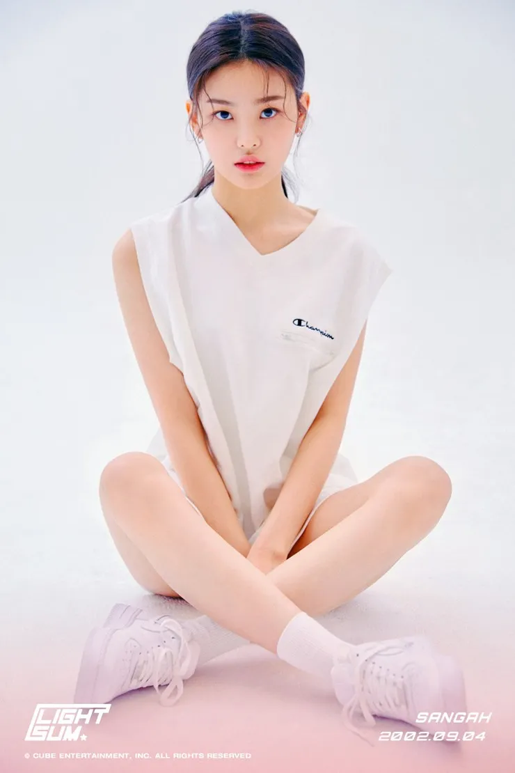 她们能否守住Top女团位置?6月回归赢家会是谁;CUBE要抛弃CLC?