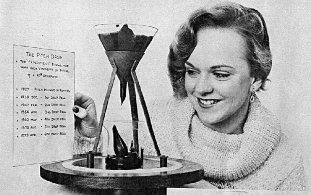 一個物理實驗持續94年，熬死兩位科學家，到底想證明什麽？