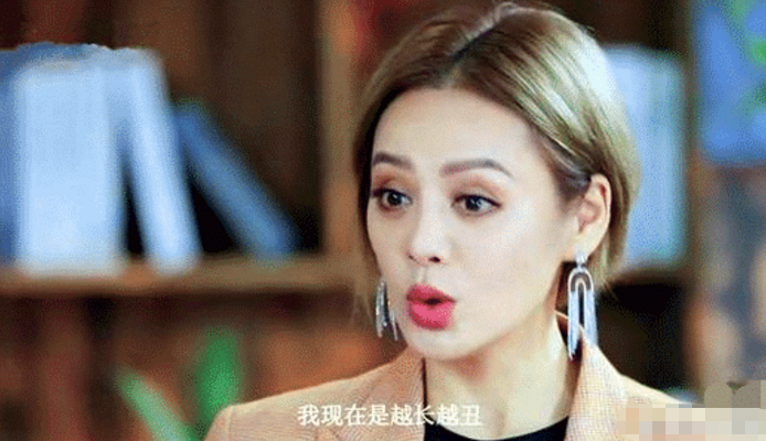 寧?kù)o年輕時(shí)美得像洋娃娃？張國(guó)榮逢人就夸她，顏值氣質(zhì)堪比關(guān)之琳