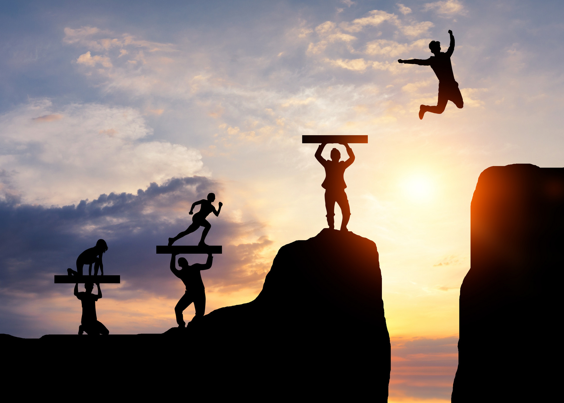 4年，从负债累累到身价百亿，富豪张磊：没有3板斧，就不要创业