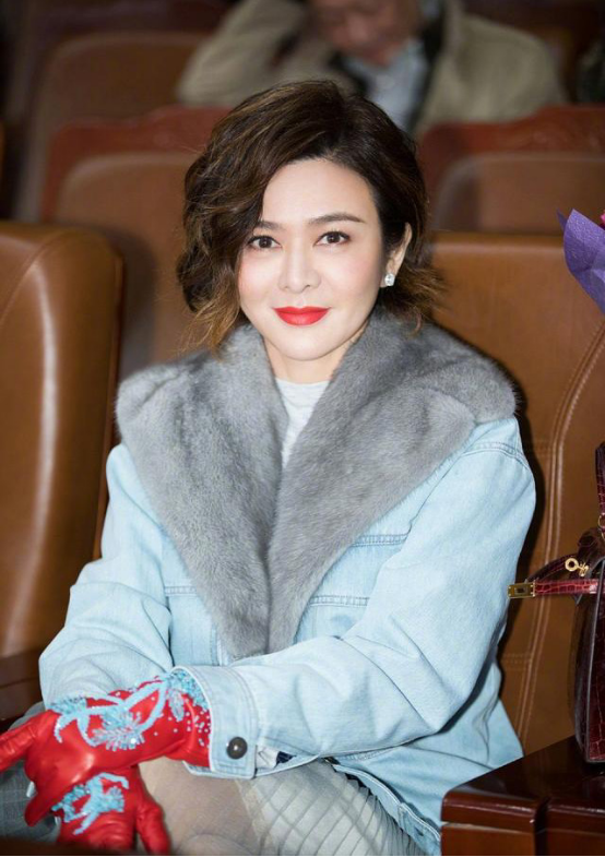 香港第一美、香港楼后，关之琳资产惊人，实力