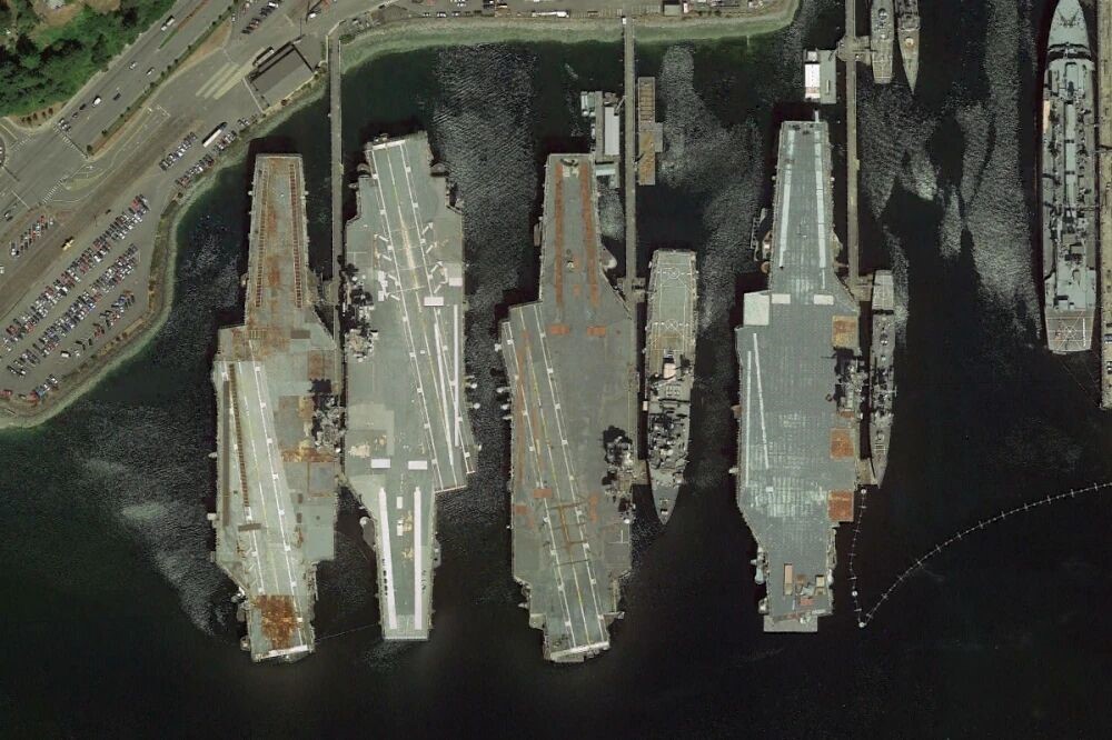 美军真的没落了吗？张召忠发出警告，千万别被