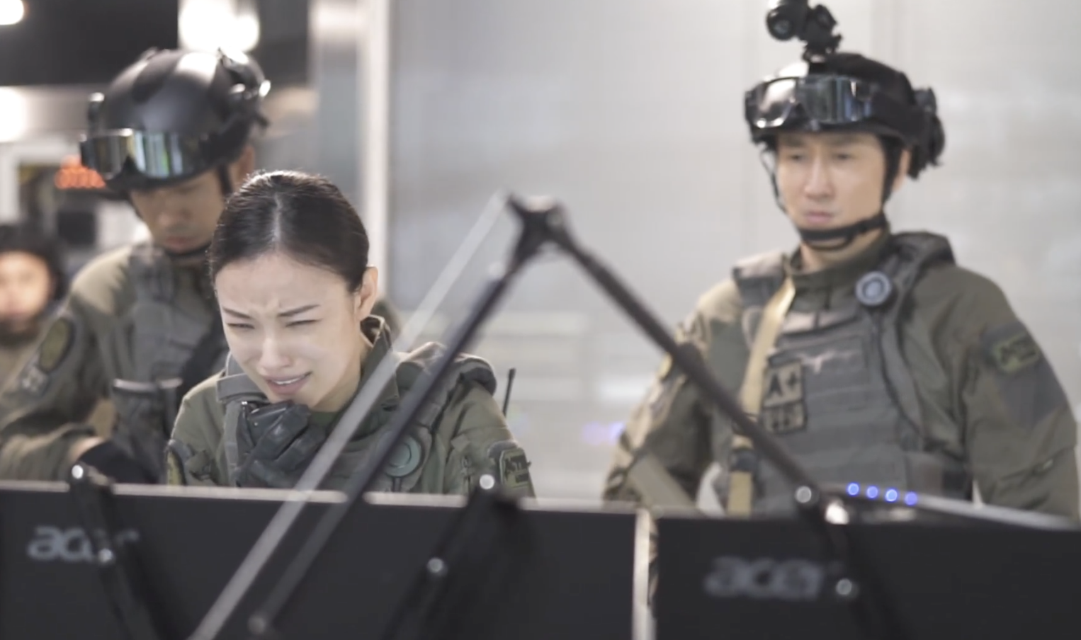 《拆弹专家2》2处必看泪点，刘德华倪妮生死离别戏，感染力爆棚