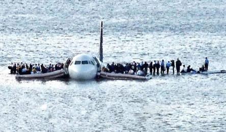 阳朔空难事件：有十多人见到天空出现UFO光源