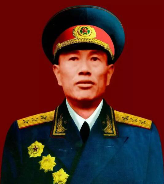 平津决战，毛主席建议先打塘沽，遭到邓华反对