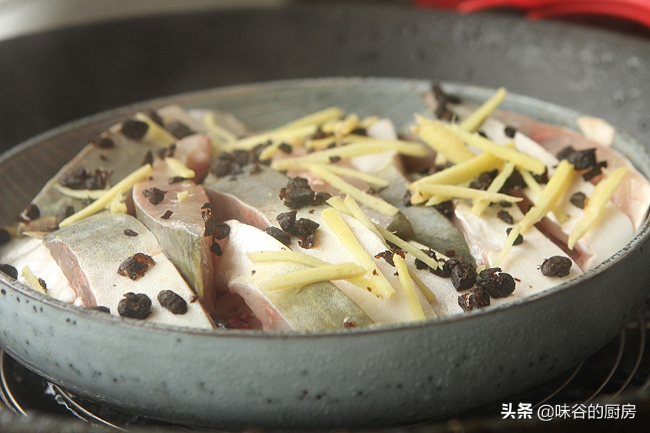 這菜簡單一蒸就好，冬天我常做給孩子吃，鮮到流口水，營養又美味