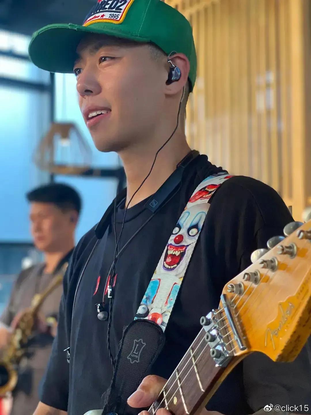 Chinese Singer Ricky Ricky-你一定要知道的寶藏搖滾人 - 資訊咖
