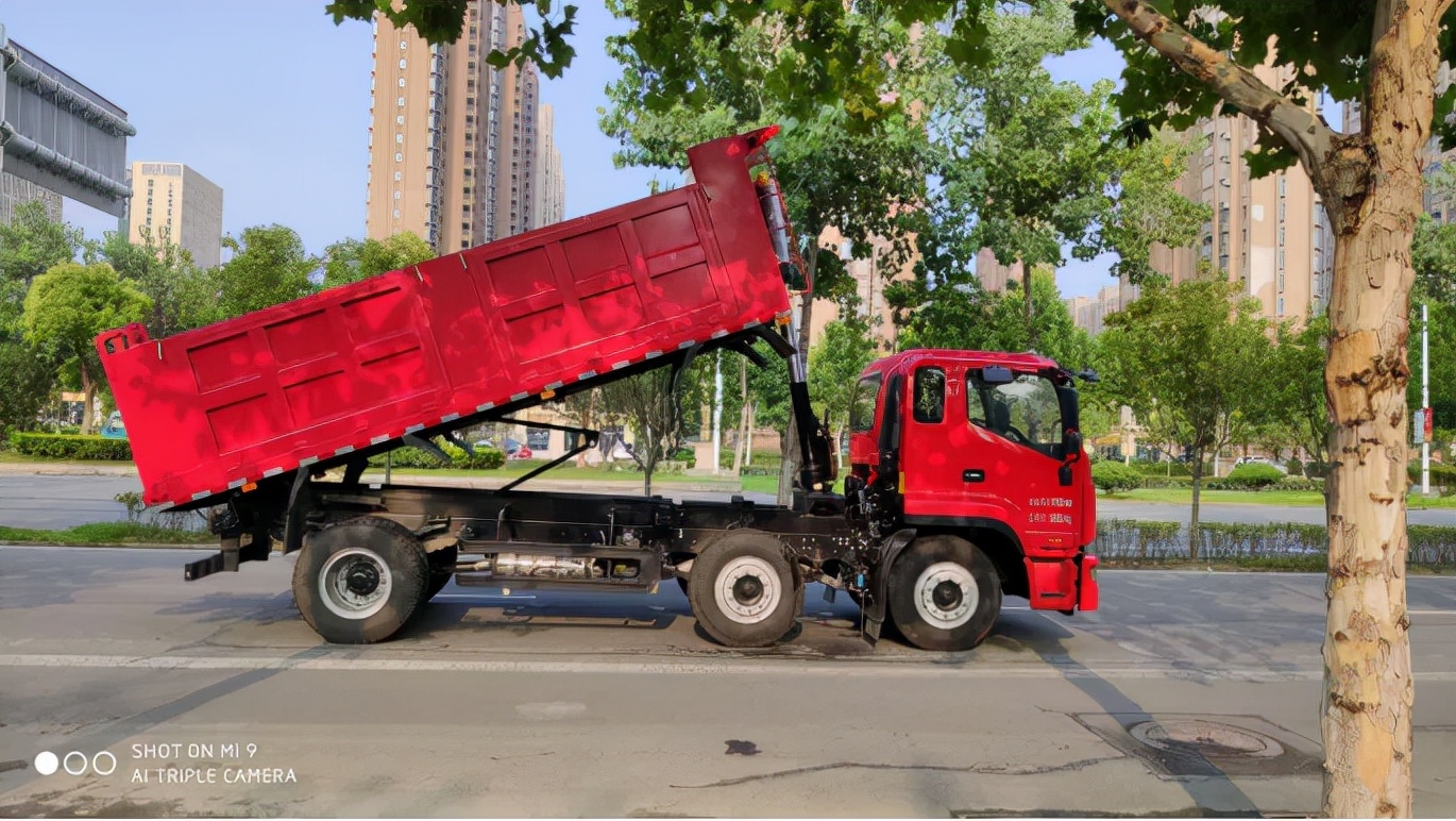 江淮6×2三轴工程车,全勤高效带你把赚钱_陕西兴润腾汽车优惠促销