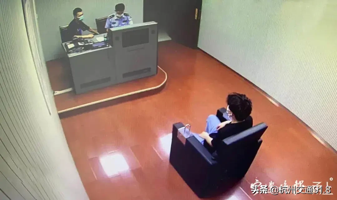 李某|浙江一小伙同时交往5个女友！被警方抓获后，还提出这种要求……