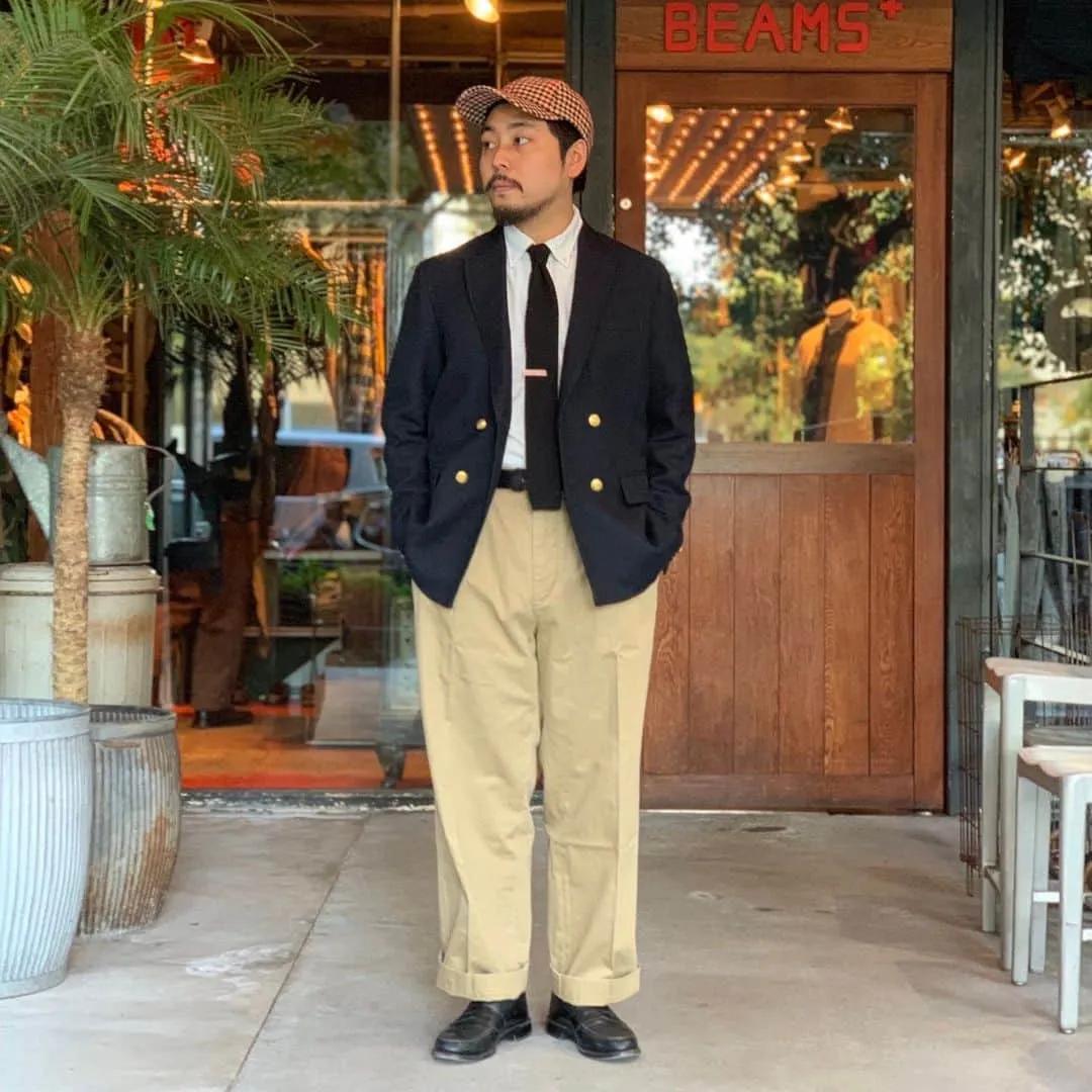 The khakis that a man wears most in his life have a black history? iNEWS