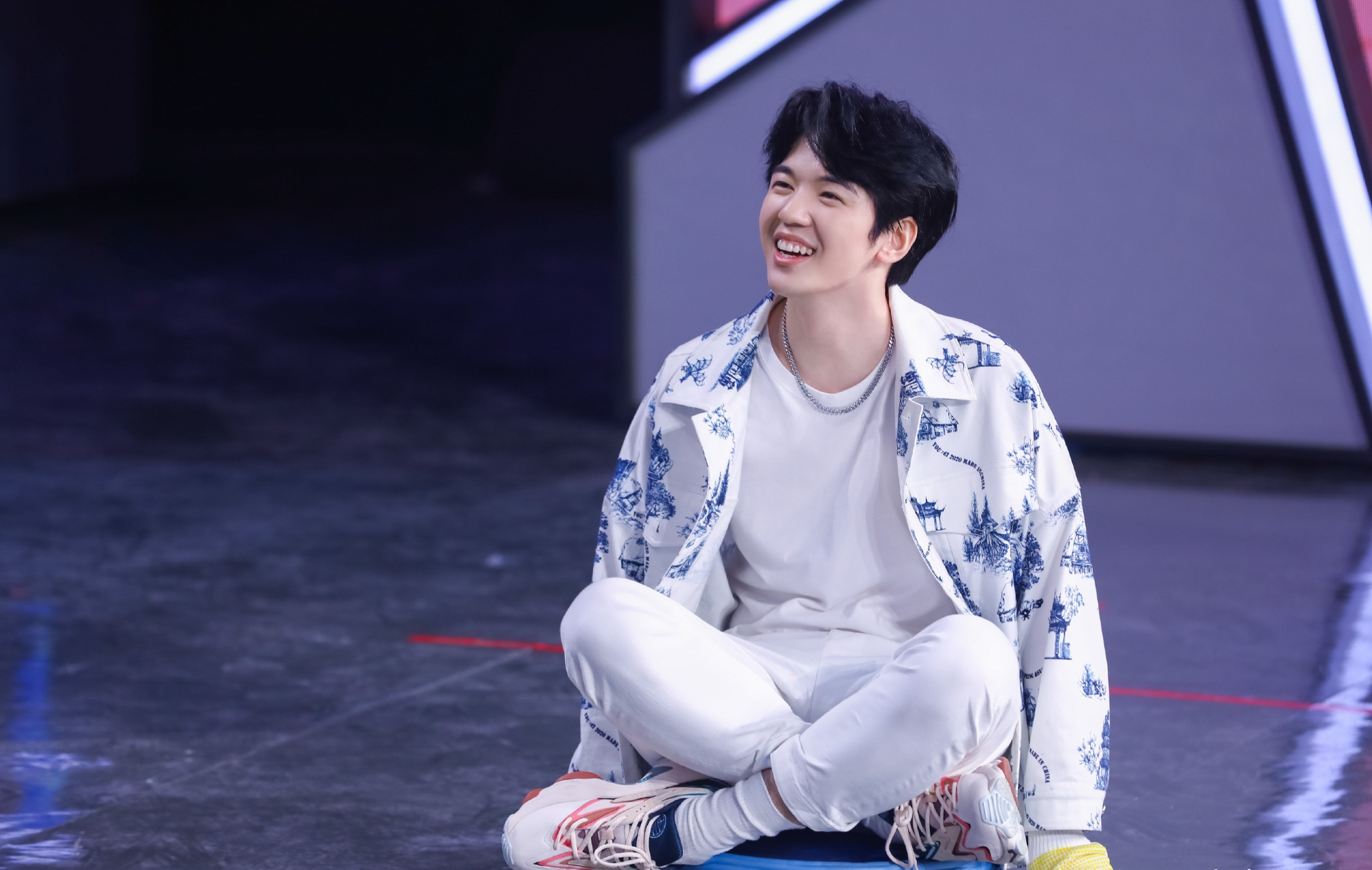 自曝高考舞弊的仝卓背景曝光：背靠湖南卫视，