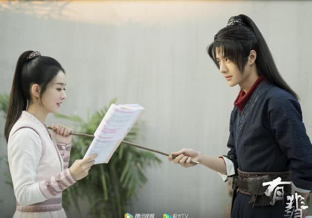 《有匪》赵丽颖最新路透图，嫩回十八岁，王一