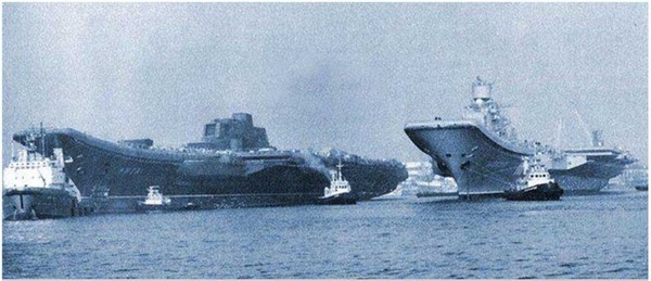 双航母来了，辽宁舰山东舰同时出海，两艘能打赢一艘尼米兹吗？