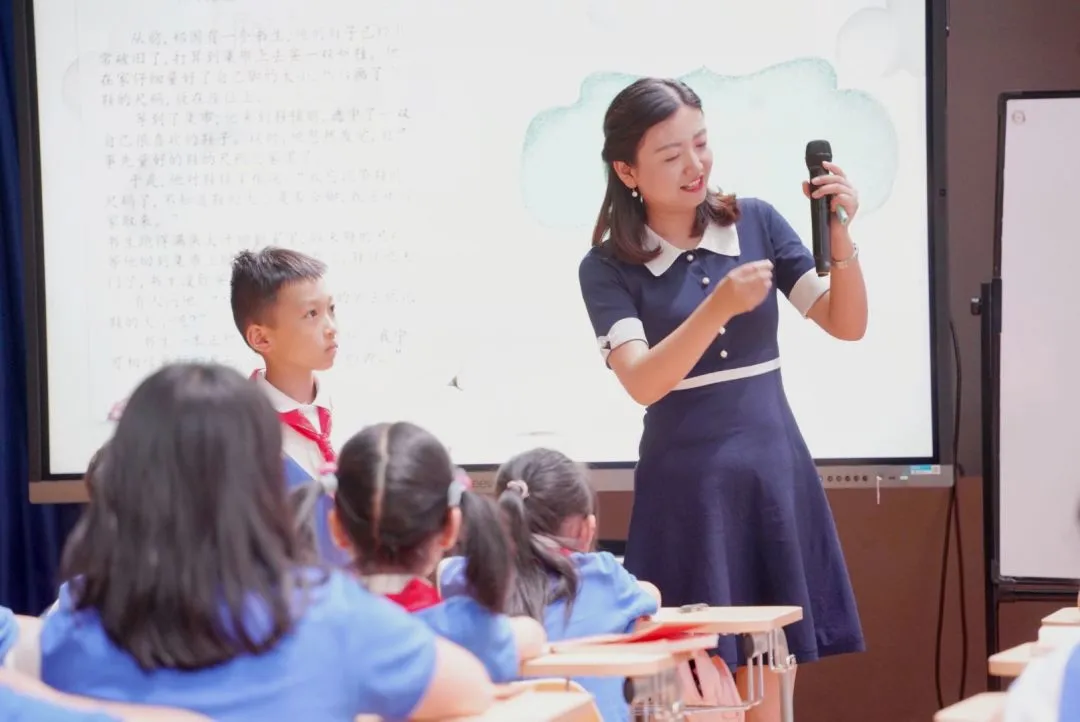 「活动报道」全国“整书阅读”活动，双流区棠湖小学名师来献课