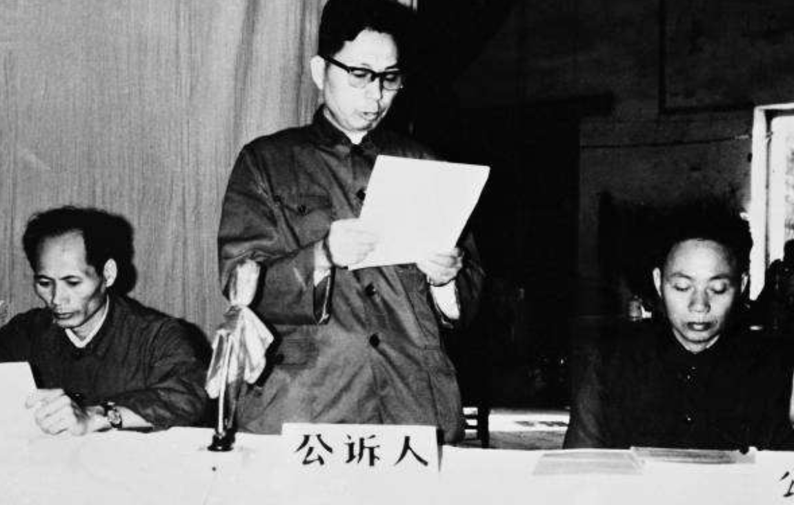 80年代最大贪污犯王守信，私藏50万赃款拒不认罪，死前还上蹦下跳