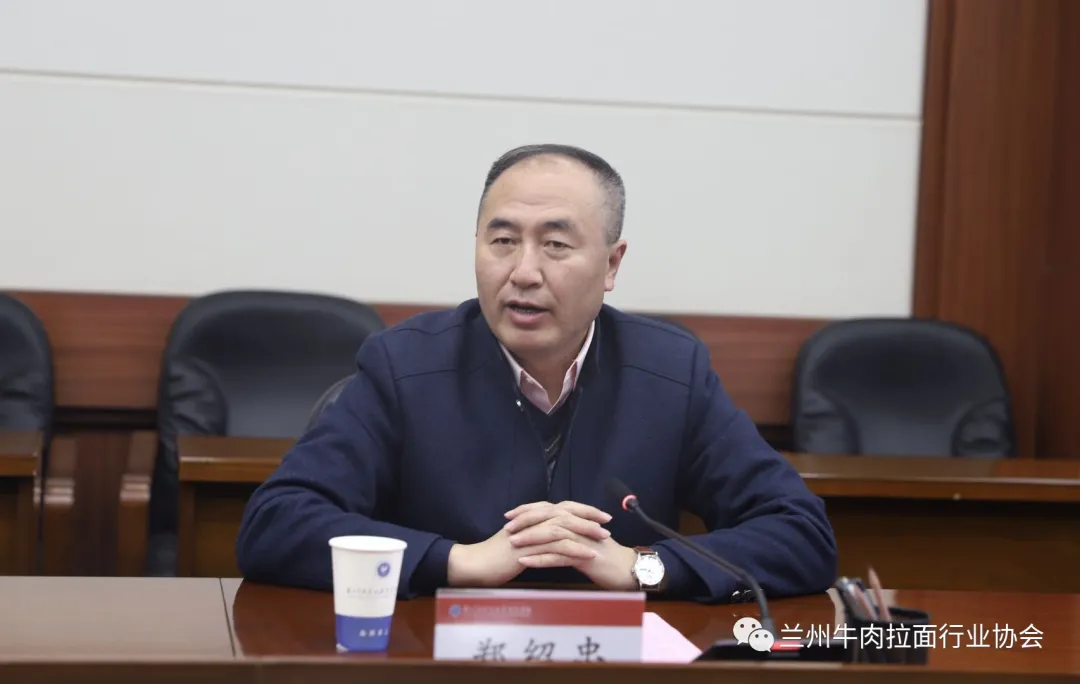 中国烹饪协会副会长马利民一行赴兰州资源环境职业技术学院兰州牛肉拉面国际商学院进行专题调研