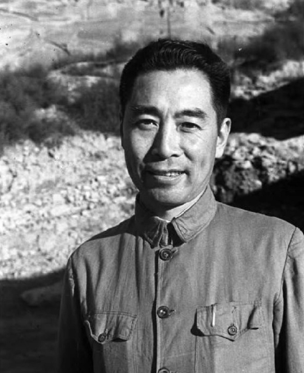 In 1937, when Premier Zhou died in Laoshan, 11 guards died heroically. Who was so bold? iNEWS