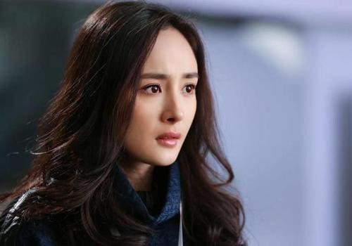 Yang Mi made a low-level mistake again, crying and hailing and ...