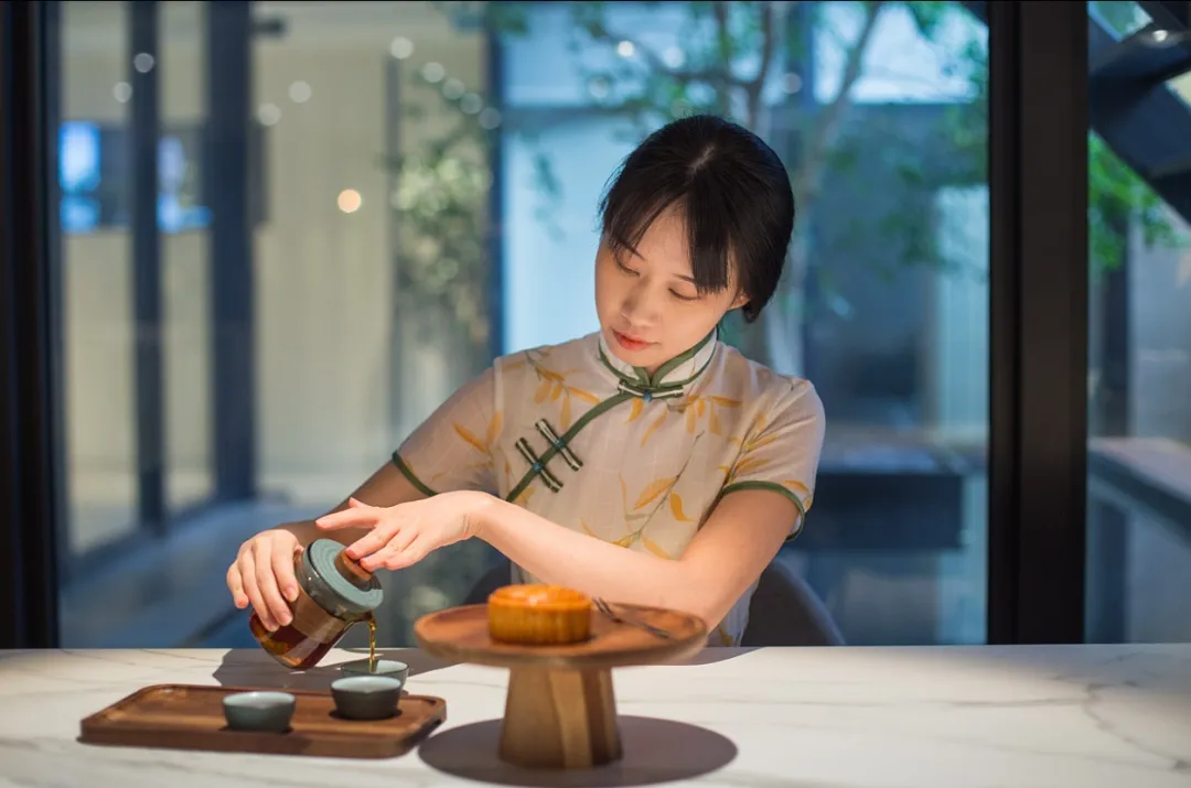 怡人之境,阖家“欢·盈”,如“月”而至 | 怡境文创月饼礼盒