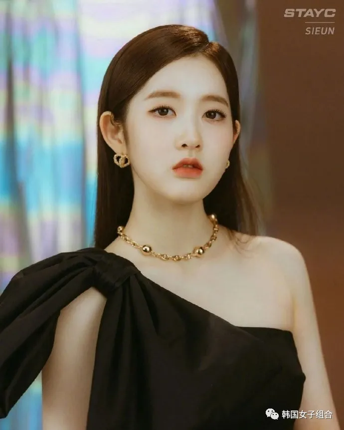演员相的这位女团爱豆,带有清纯气质的大美女