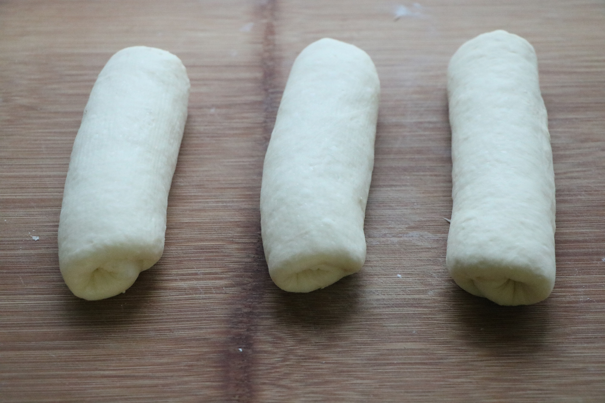 外面一个几十块的吐司别再买了，在家做又香又软，好吃无添加