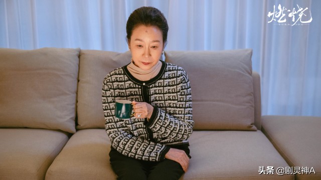 《燃烧》赵月娥犯下两个最愚蠢错误，一桩无头