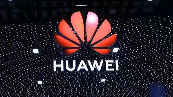 美制裁变本加厉，祭上打压华为终极手段，科技