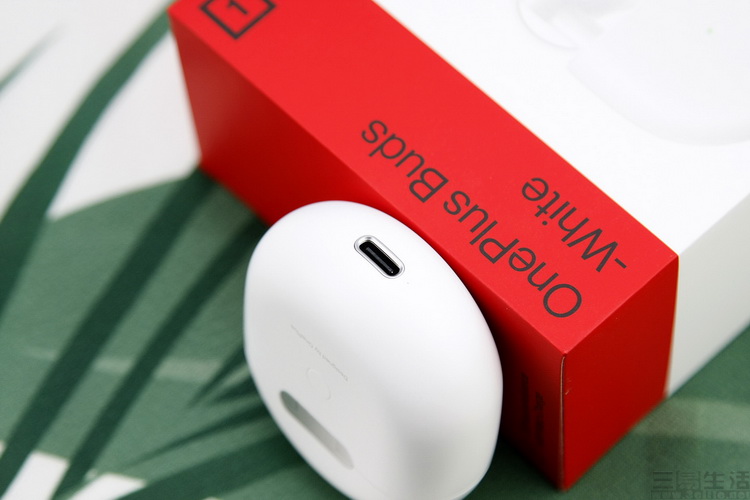 OnePlus Buds评测：一加手机的潮玩新伙伴