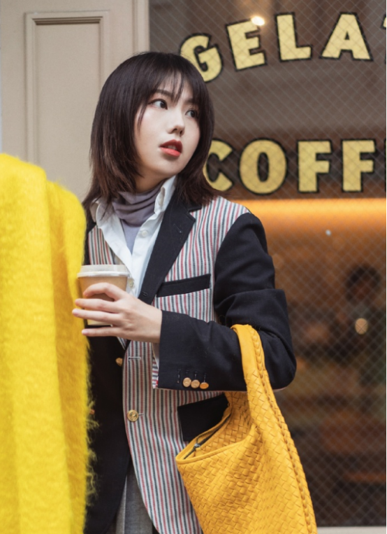 脑溢血|19岁网红脑溢血去世一月内三位网红接连离世！