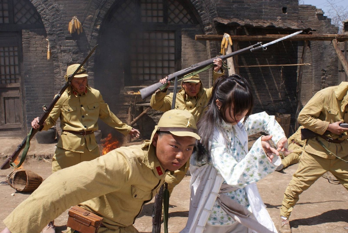 印度抗中神剧1人阻拦我军72小时杀敌300人被封神立庙