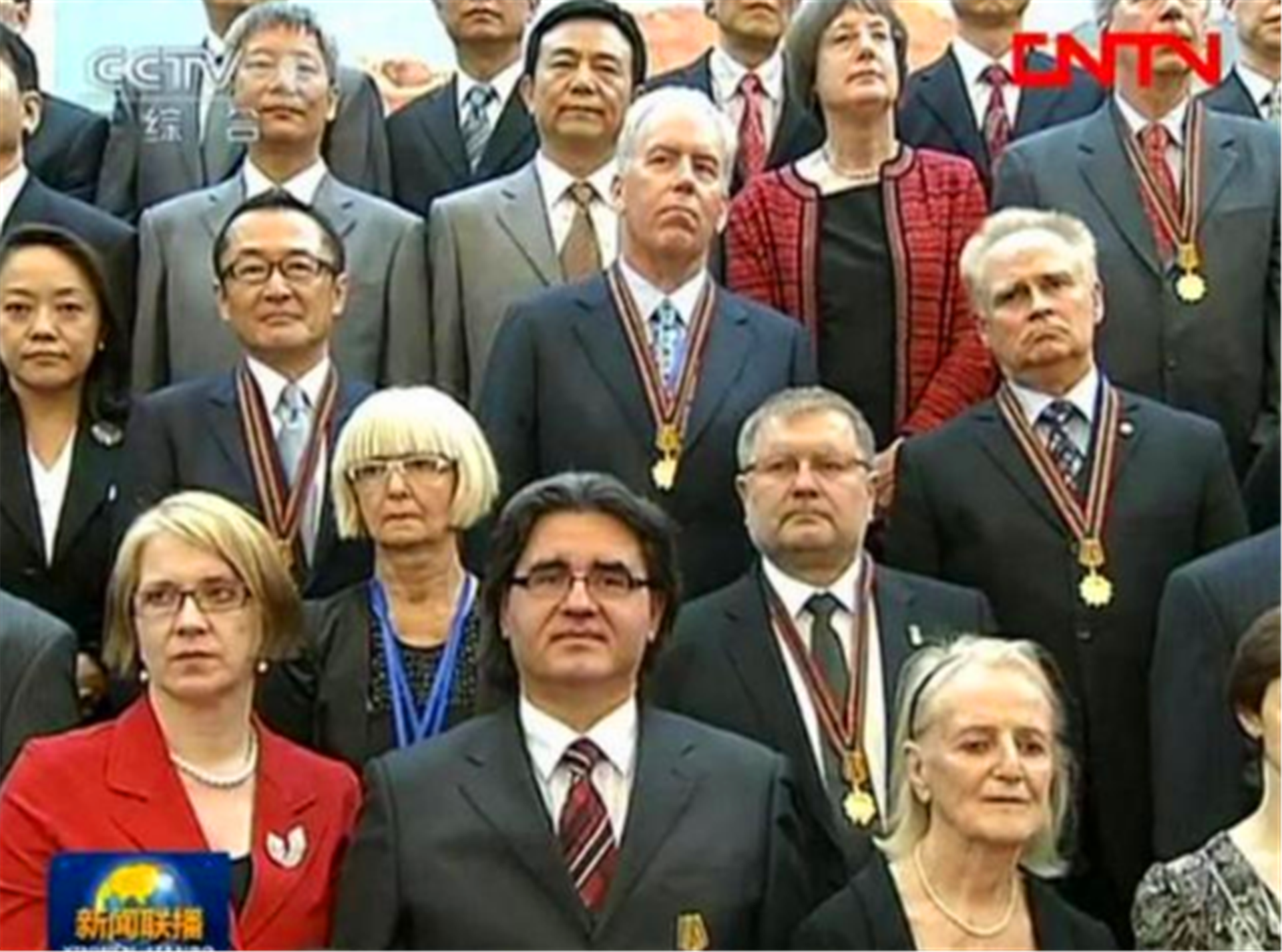 乌克兰200名军工专家来陕西，国家分房分工作，