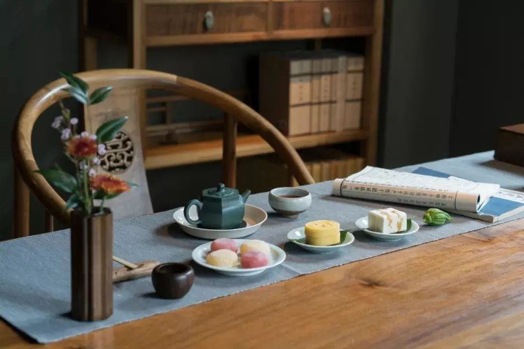 I feel dizzy and nauseous after drinking tea, what's the matter? iNEWS