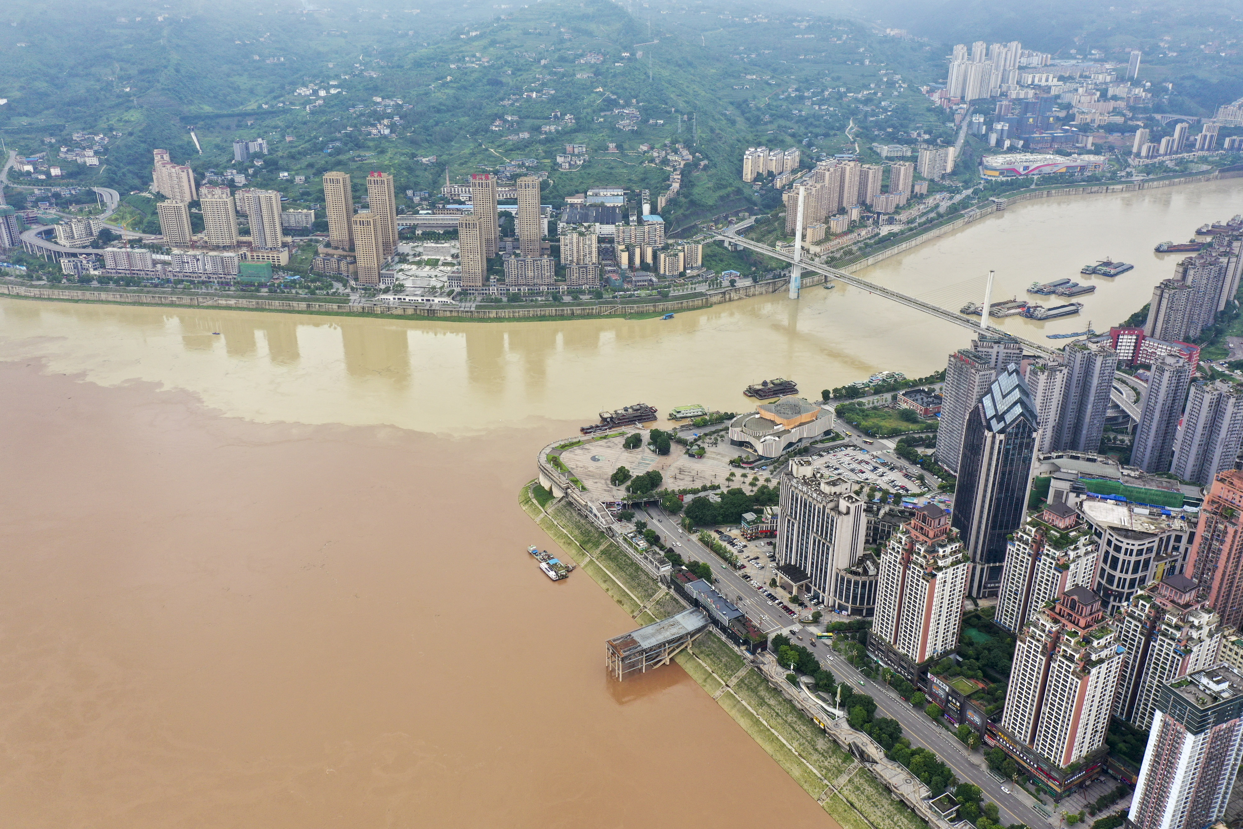 31天暴雨预警 防汛再迎挑战